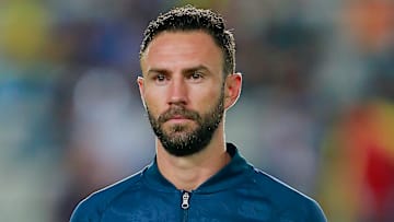 Miguel Layún fue víctima de un acto racista del cuerpo arbitral en el amistoso contra Pumas, celebrado en los Estados Unidos.